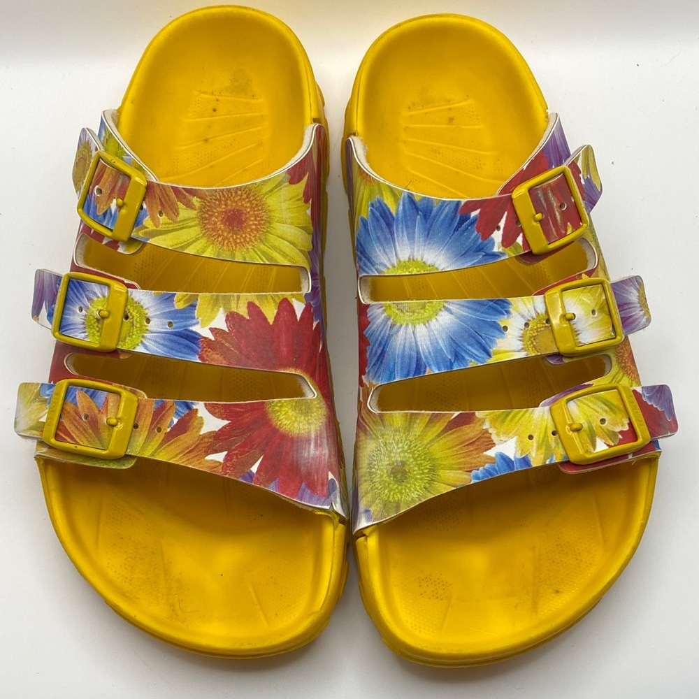 Birkis by Birkenstock Floral Burst Women's Sandals - Yellow, Red, Blue
0034